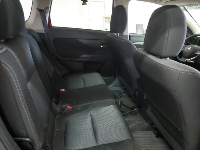 Photo 11 from auction – 2015 MITSUBISHI OUTLANDER with VIN JA4AD2A34FZ008856