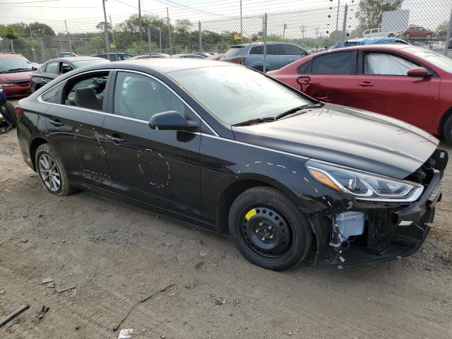 Photo 4 from auction – 2019 HYUNDAI SONATA SE with VIN 5NPE24AF2KH796816