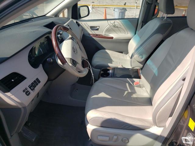 Photo 7 from auction – 2011 TOYOTA SIENNA XLE with VIN 5TDYK3DC1BS132557