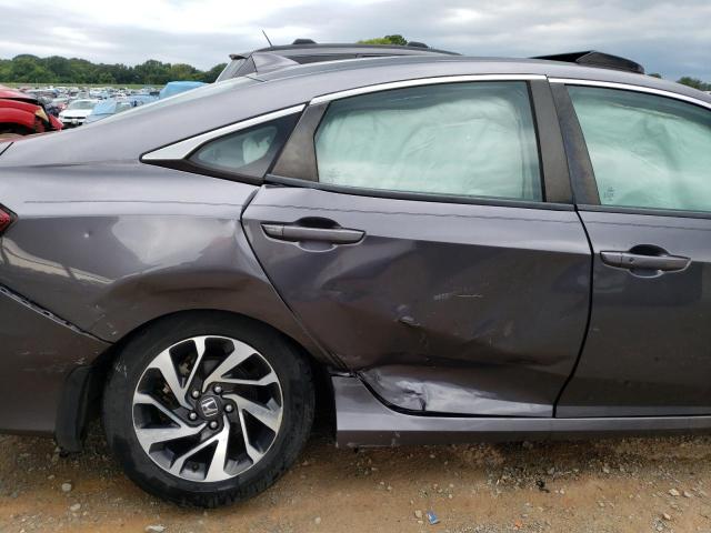 Foto 10 de la subasta – 2017 HONDA CIVIC EX con VIN 19XFC2F78HE065165