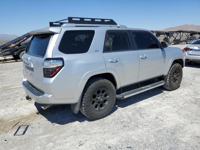 Photo 3 from auction – 2017 TOYOTA 4RUNNER SR with VIN JTEZU5JR5H5155384