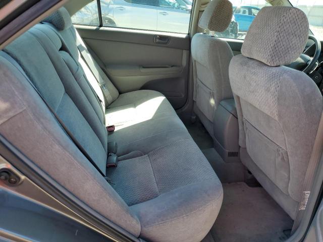 Photo 10 from auction – 2004 TOYOTA CAMRY with VIN 4T1BE30K54U810778