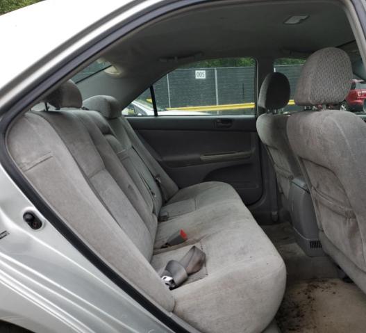 Photo 10 from auction – 2004 TOYOTA CAM with VIN 4T1BE32K84U927459