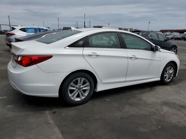Photo 3 from auction – 2014 HYUNDAI SONATA GLS with VIN 5NPEB4AC7EH875795