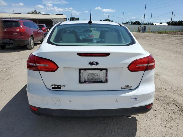 Photo 6 from auction – 2015 FORD FOCUS SE with VIN 1FADP3F27FL354487