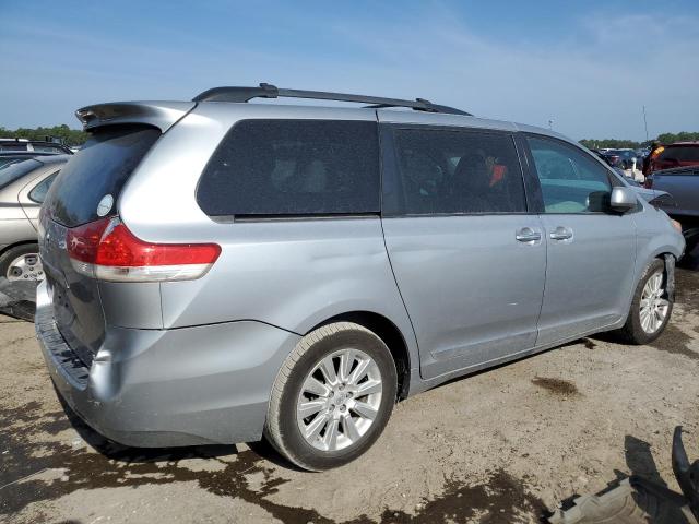 Photo 3 from auction – 2014 TOYOTA SIENNA XLE with VIN 5TDDK3DC5ES086248