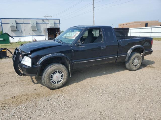 GMC SONOMA 2000 with VIN 1GTCT19WXY8218588 - Photo from auction
