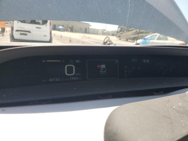 Photo 9 from auction – 2017 TOYOTA PRIUS PRIM with VIN JTDKARFP4H3048500