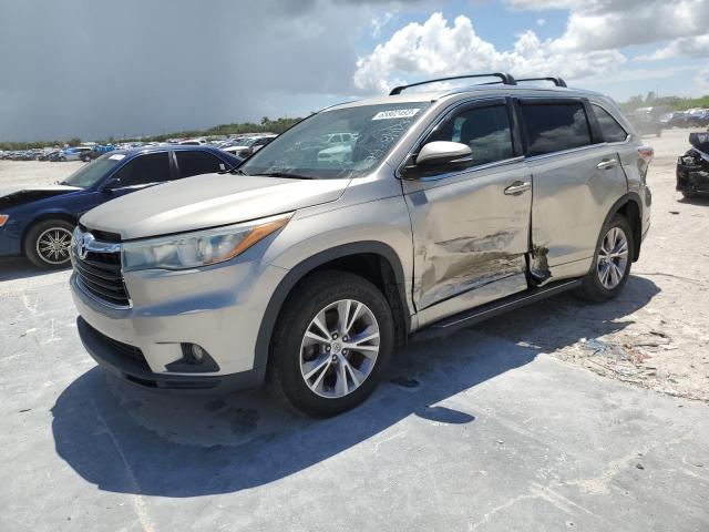 TOYOTA HIGHLANDER 2015 z numerem VIN 5TDKKRFH0FS052674 - Zdjęcie z aukcji