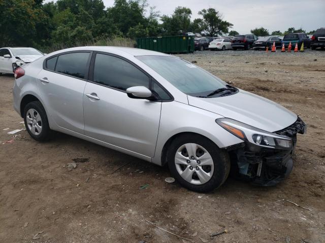 Photo 4 from auction – 2017 KIA FORTE LX with VIN 3KPFK4A7XHE110841