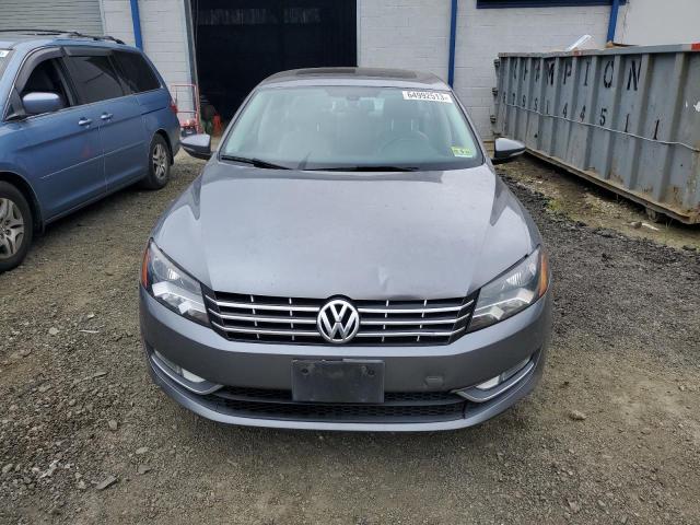 Photo 5 from auction – 2012 VOLKSWAGEN PASSAT SEL with VIN 1VWCP7A37CC083064