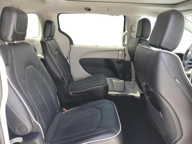 Photo 11 from auction – 2022 CHRYSLER PACIFICA L with VIN 2C4RC1GG9NR197061