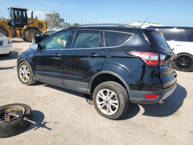 Photo 2 from auction – 2018 FORD ESCAPE SE with VIN 1FMCU9GDXJUA73185