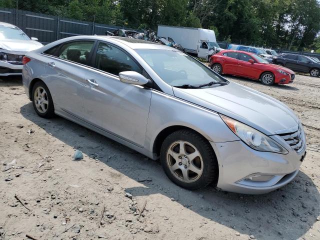 Photo 4 from auction – 2011 HYUNDAI SONATA SE with VIN 5NPEC4AB0BH222628