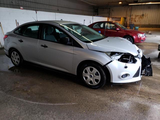 Photo 4 from auction – 2014 FORD FOCUS S with VIN 1FADP3E29EL377382