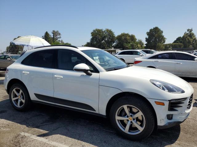 Photo 4 from auction – 2017 PORSCHE MACAN with VIN WP1AA2A58HLB06356