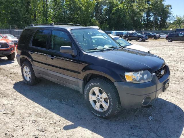Photo 4 from auction – 2007 FORD ESCAPE with VIN 1FMYU93177KB06200