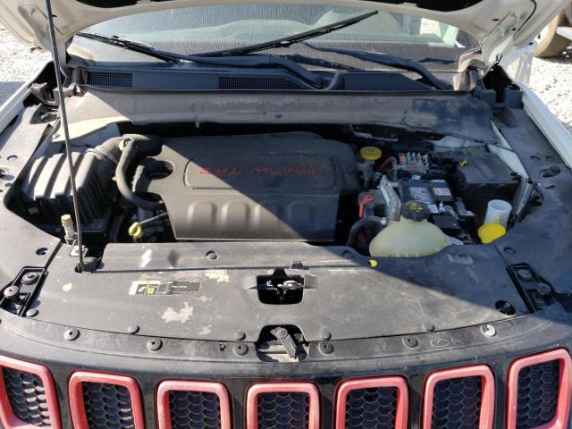 Фото 12 с аукциона – 2018 JEEP COMPASS TR с VIN 3C4NJDDB5JT169134