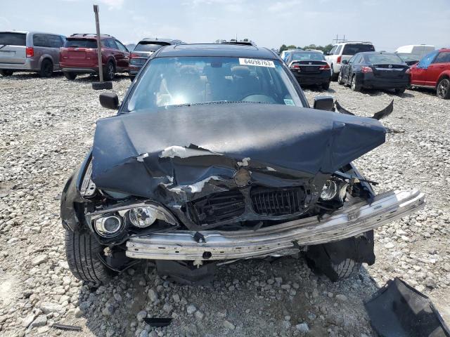 Photo 5 from auction – 2005 BMW 325 I with VIN WBAEV33405KW20198