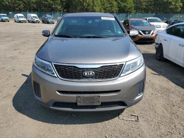 Photo 5 from auction – 2015 KIA SORENTO LX with VIN 5XYKT3A64FG657925