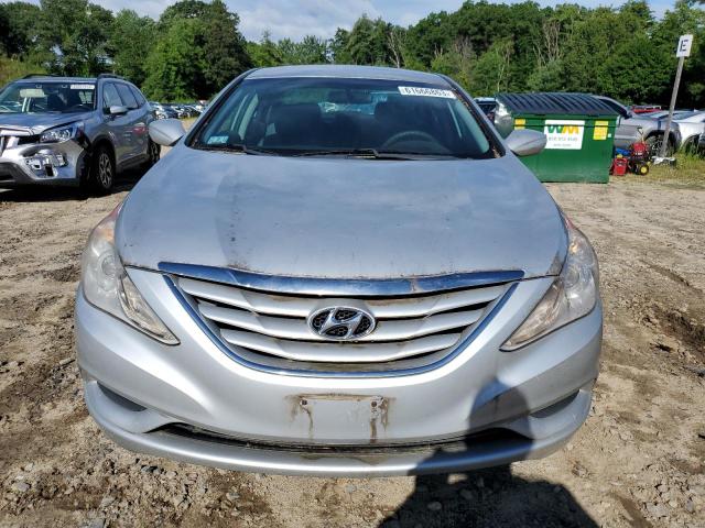 Photo 5 from auction – 2011 HYUNDAI SONATA with VIN 5NPEB4AC4BH167550