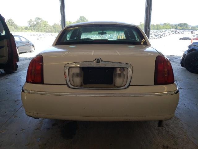 Photo 6 from auction – 2000 LINCOLN TOWN CAR C with VIN 1LNHM83W4YY769471