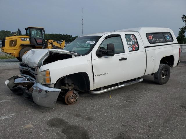 CHEVROLET SILVERADO 2008 with VIN 1GCHC29KX8E213210 - Photo from auction