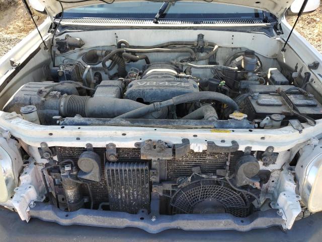 Снимка 11 от търг – 2005 TOYOTA SEQUOIA SR с VIN 5TDBT44A95S239061