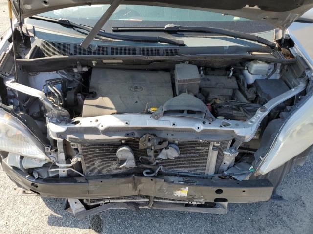 Photo 12 from auction – 2012 TOYOTA SIENNA LE with VIN 5TDKK3DC9CS234728