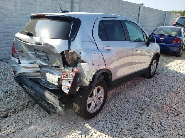 Photo 3 from auction – 2020 CHEVROLET TRAX LS with VIN KL7CJKSB8LB312206