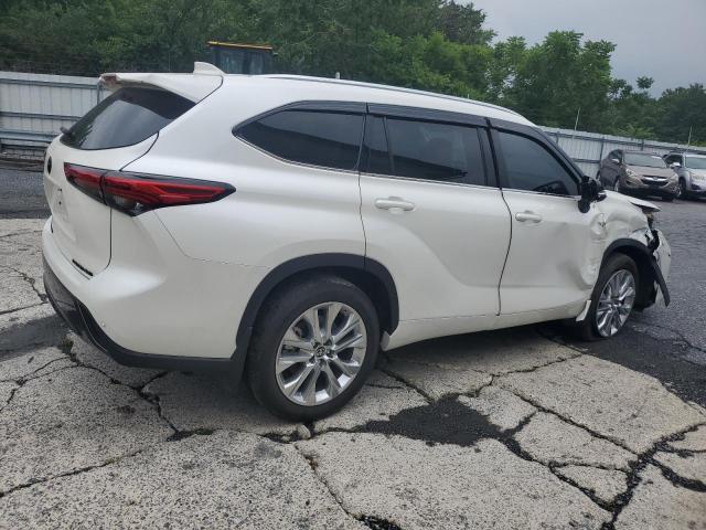 Photo 3 from auction – 2021 TOYOTA HIGHLANDER with VIN 5TDDZRBH6MS127630