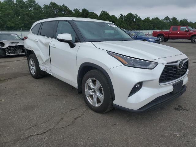 Photo 4 from auction – 2022 TOYOTA HIGHLANDER with VIN 5TDBZRBH3NS207329