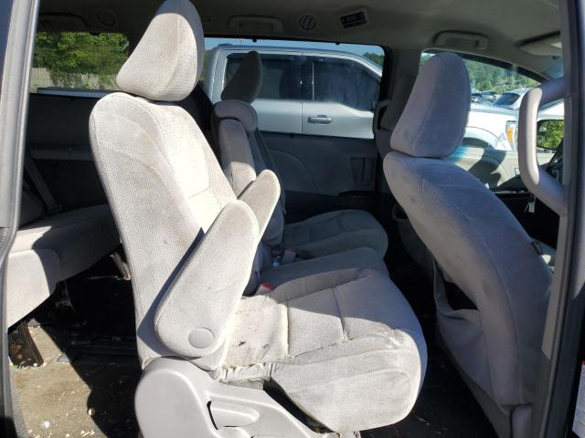 Photo 11 from auction – 2015 TOYOTA SIENNA LE with VIN 5TDKK3DC8FS573422