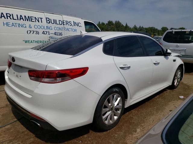 Photo 3 from auction – 2017 KIA OPTIMA LX with VIN 5XXGT4L35HG147640