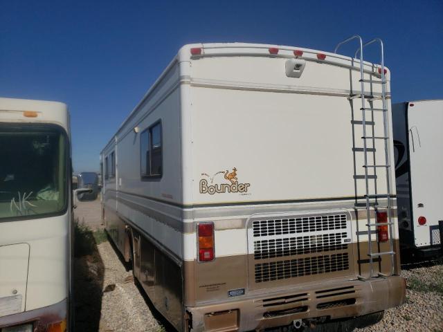 Photo 3 from auction – 1999 FREIGHTLINER CHASSIS X with VIN 4UZ6XFBC0XCF77957