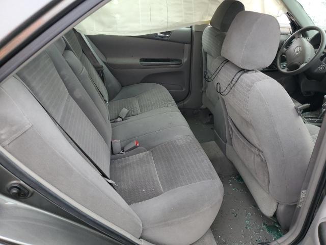 Photo 10 from auction – 2005 TOYOTA CAMRY with VIN 4T1BE30K95U560950