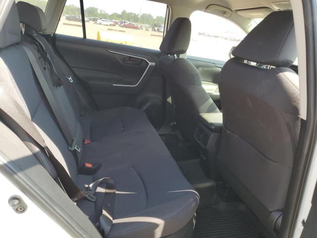 Photo 11 from auction – 2021 TOYOTA RAV4 LE with VIN JTMLWRFV5MD128445