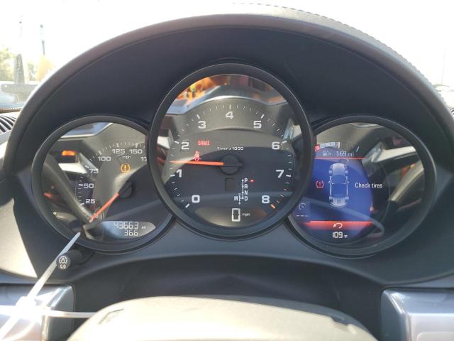 Photo 9 from auction – 2018 PORSCHE BOXSTER with VIN WP0CA2A83JS210673