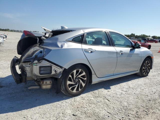 Foto 3 de la subasta – 2017 HONDA CIVIC EX con VIN 19XFC2F75HE008017