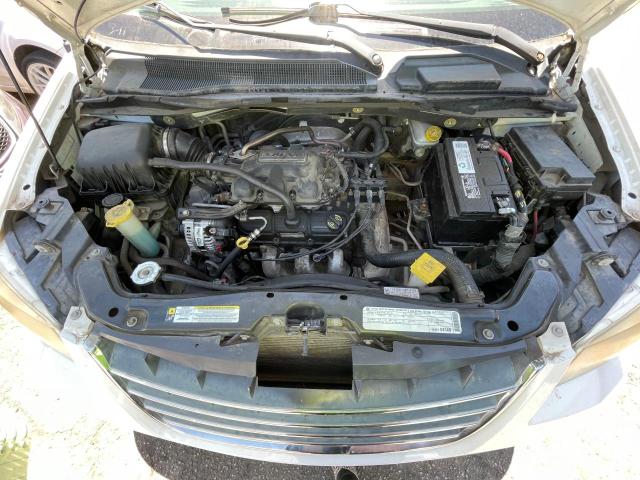 Photo 7 from auction – 2010 CHRYSLER TOWN & COU with VIN 2A4RR5D17AR249801