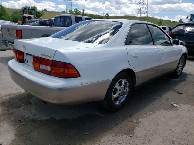 Снимка 3 от търг – 1998 LEXUS ES 300 с VIN JT8BF28G9W5016597