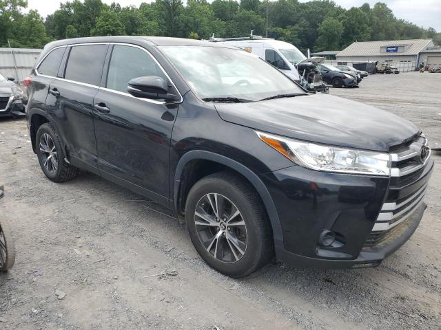 Photo 4 from auction – 2019 TOYOTA HIGHLANDER with VIN 5TDBZRFH1KS986901