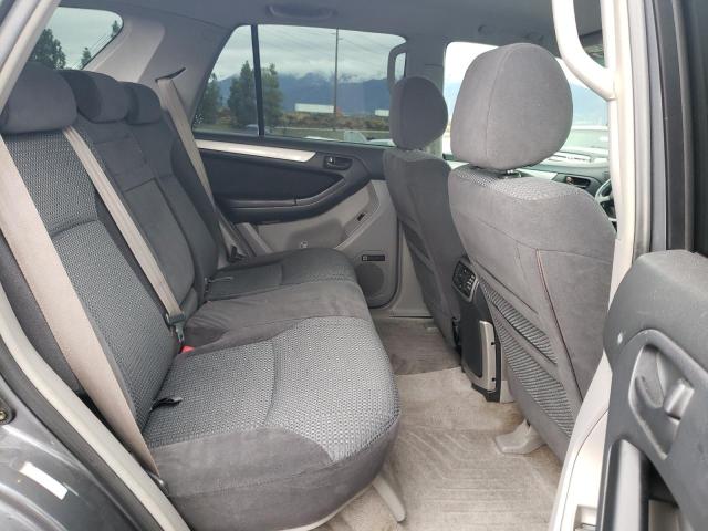 Photo 11 from auction – 2004 TOYOTA 4RUNNER SR with VIN JTEBU14R640030696
