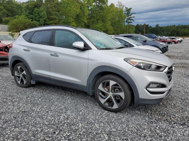 Photo 4 from auction – 2016 HYUNDAI TUCSON LIM with VIN KM8J33A23GU146873