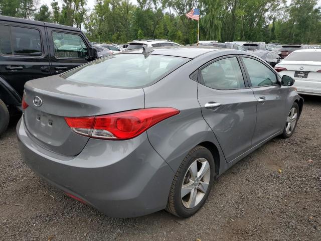 Photo 3 from auction – 2013 HYUNDAI ELANTRA GL with VIN 5NPDH4AE2DH354526