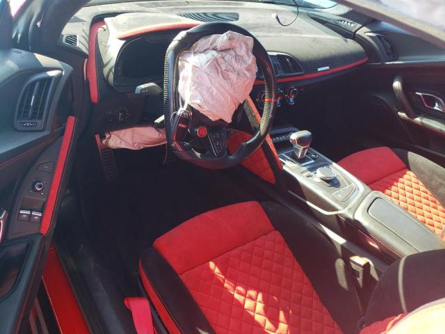 Photo 8 from auction – 2017 AUDI R8 5.2 QUA with VIN WUAEAAFX4H7901407