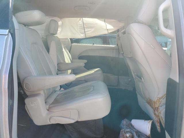 Photo 11 from auction – 2019 CHRYSLER PACIFICA T with VIN 2C4RC1EG4KR574832