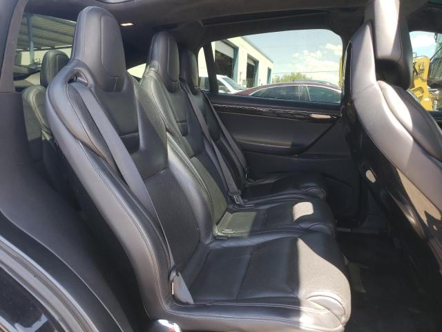Photo 11 from auction – 2016 TESLA MODEL X with VIN 5YJXCAE45GFS00374