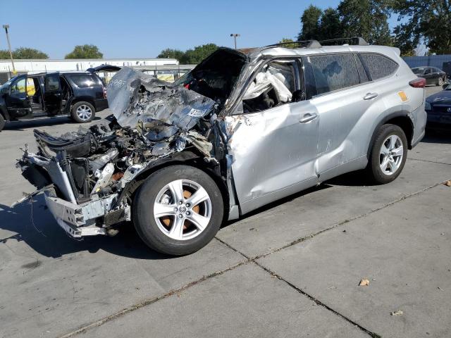TOYOTA HIGHLANDER 2021 with VIN 5TDZZRAH9MS527107 - Photo from auction