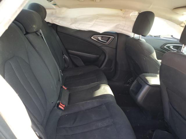 Photo 10 from auction – 2016 CHRYSLER 200 LIMITE with VIN 1C3CCCAB5GN120559